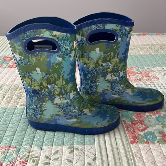 Hunter Kids Rain Boots - Picture 2 of 6